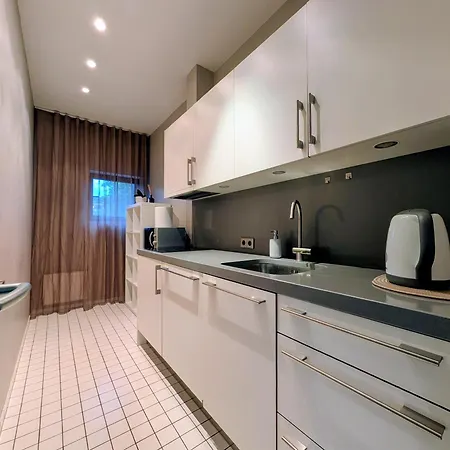 Spacious 165 M2 4 Bedroom Flat And Roof Terrace In The Heart Of Appartement *