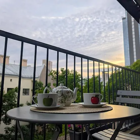 Spacious 165 M2 4 Bedroom Flat And Roof Terrace In The Heart Of Riga