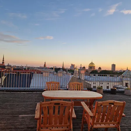 Spacious 165 M2 4 Bedroom Flat And Roof Terrace In The Heart Of Appartement Riga